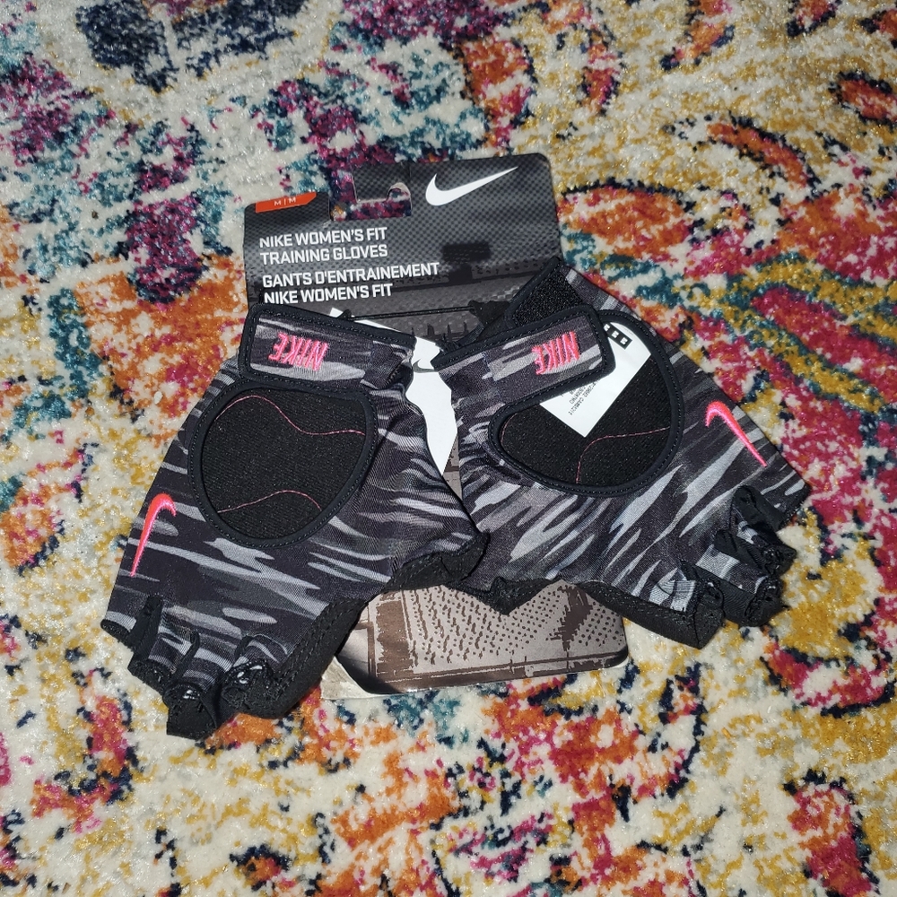 Nike Women's Training Gloves